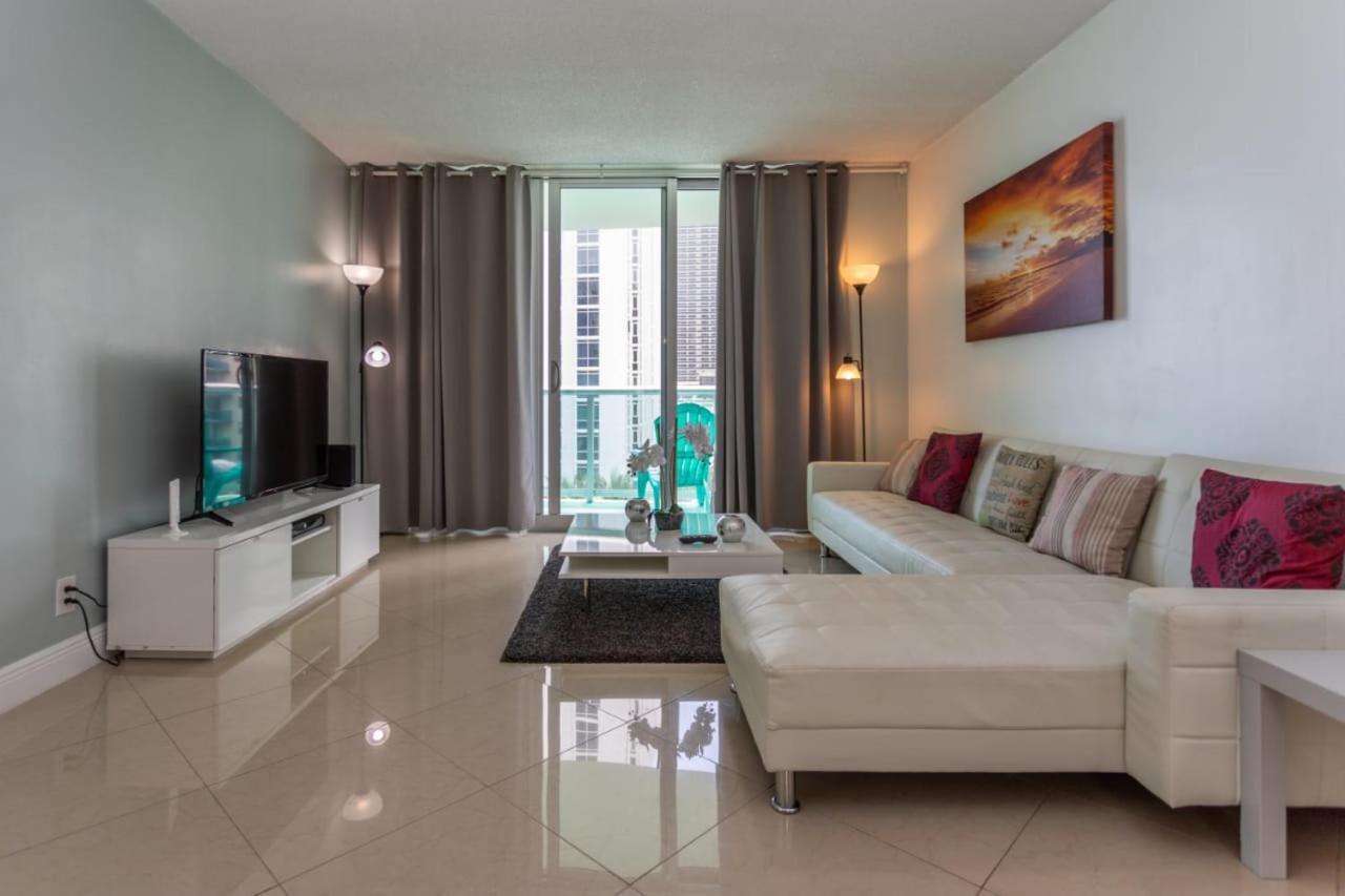 Apartments At Tides ฮอลลีวูด ภายนอก รูปภาพ