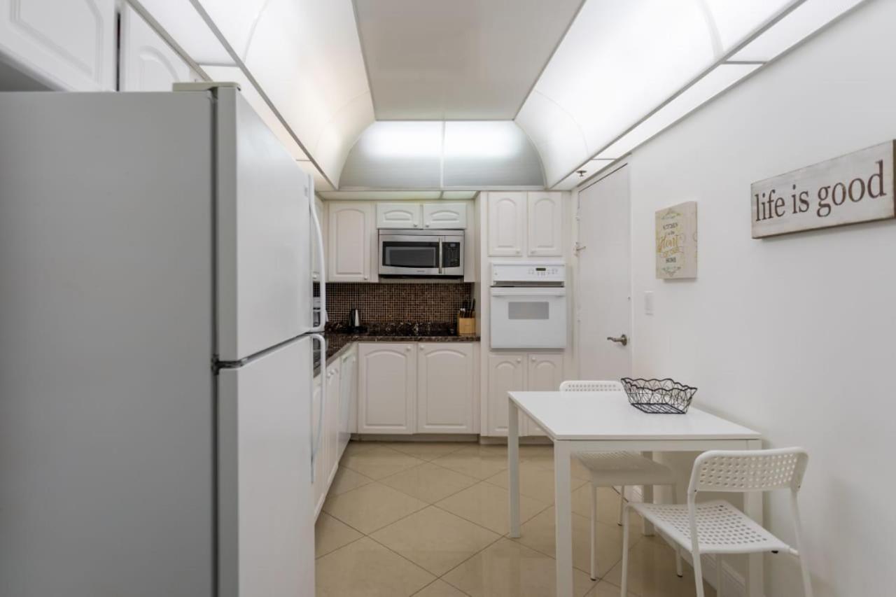 Apartments At Tides ฮอลลีวูด ภายนอก รูปภาพ